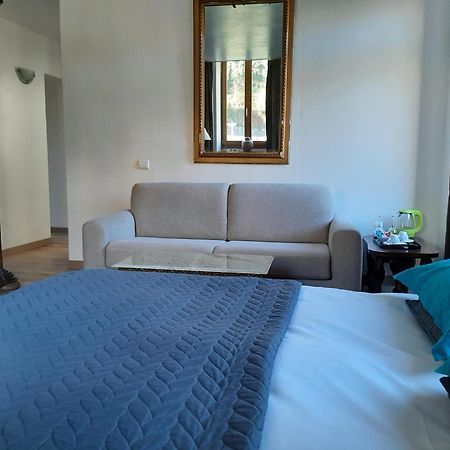 Au Fil De Lods Panzió Kültér fotó