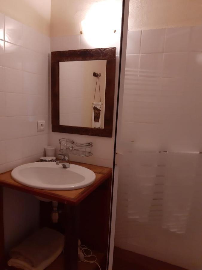 Au Fil De Lods Panzió Kültér fotó