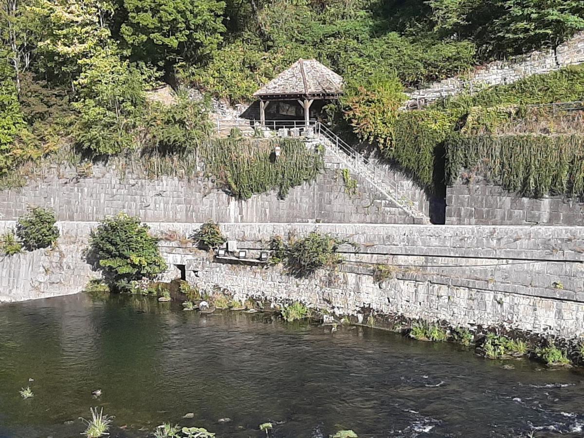 Au Fil De Lods Panzió Kültér fotó