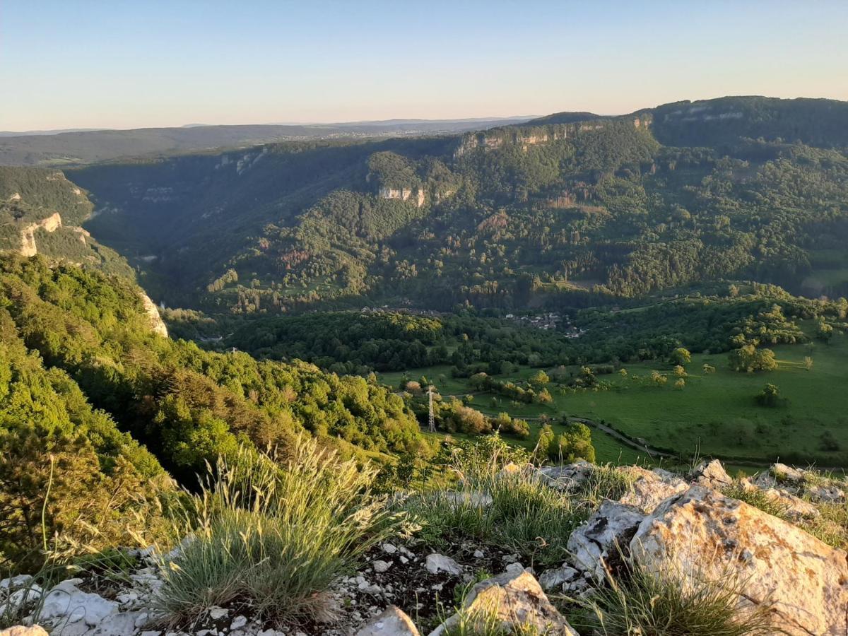 Au Fil De Lods Panzió Kültér fotó